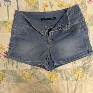 Tinseltown Light Blue Jean Shorts